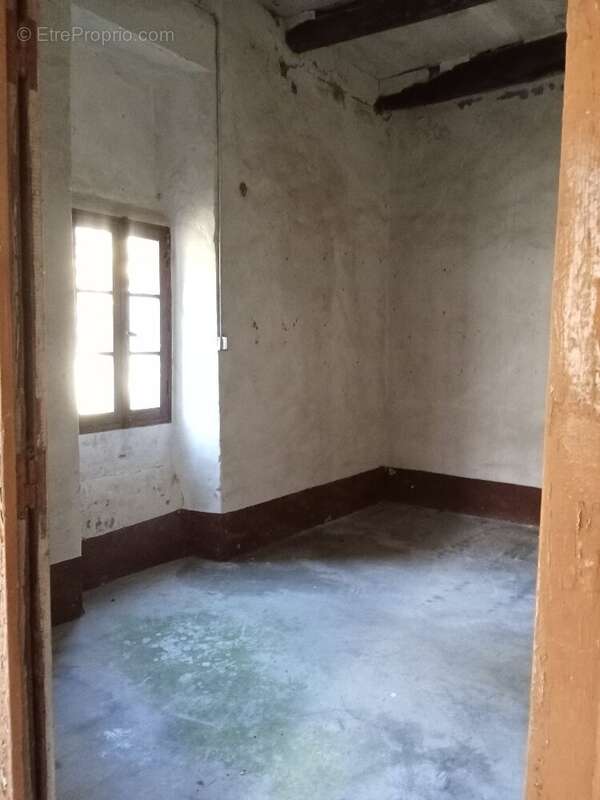 Maison à CROS