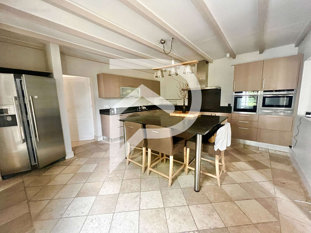 Maison à SAINT-DENIS-DE-PILE