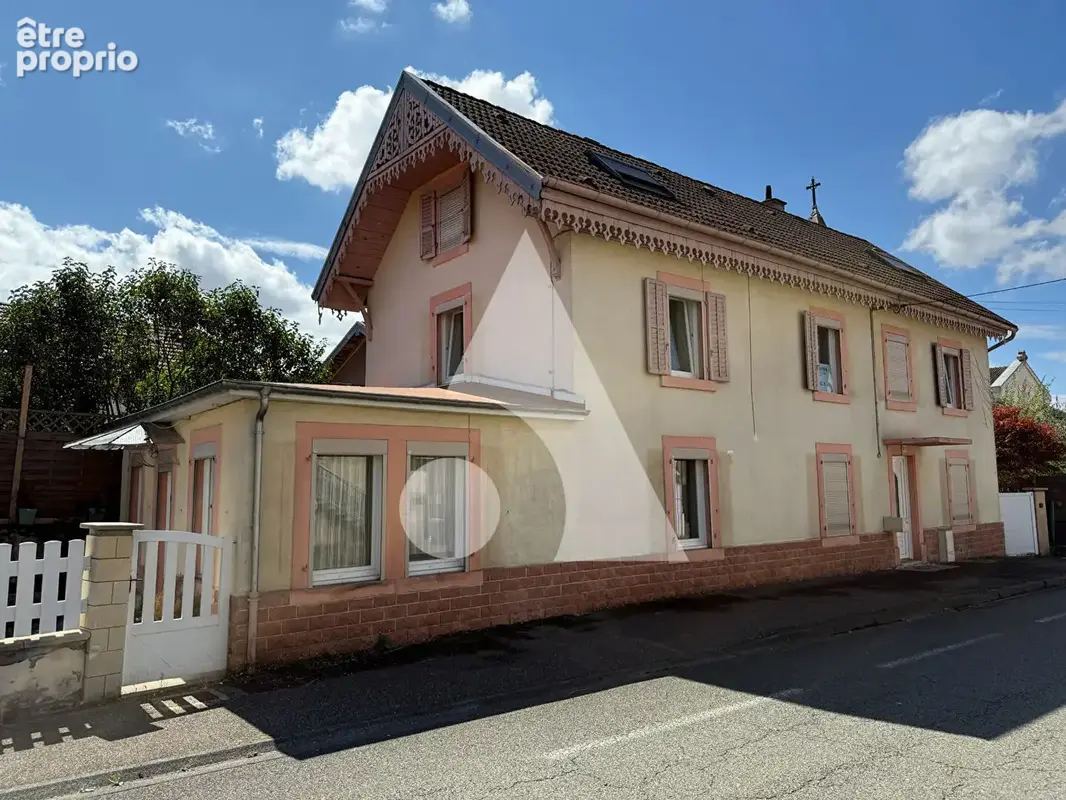 Maison à FESCHES-LE-CHATEL