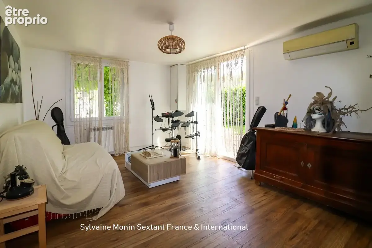 Propriété de charme avec logement indépendant, piscine, sauna et 1,4 hectare de terrain - photo 20