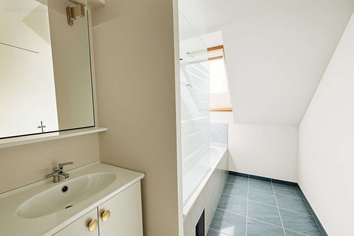 Appartement à SERRIS