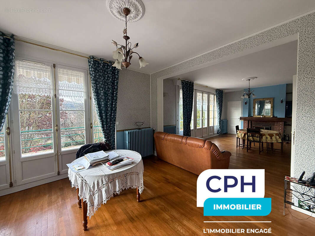 Maison à VIMOUTIERS