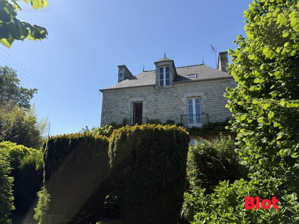 Maison à PLOUER-SUR-RANCE