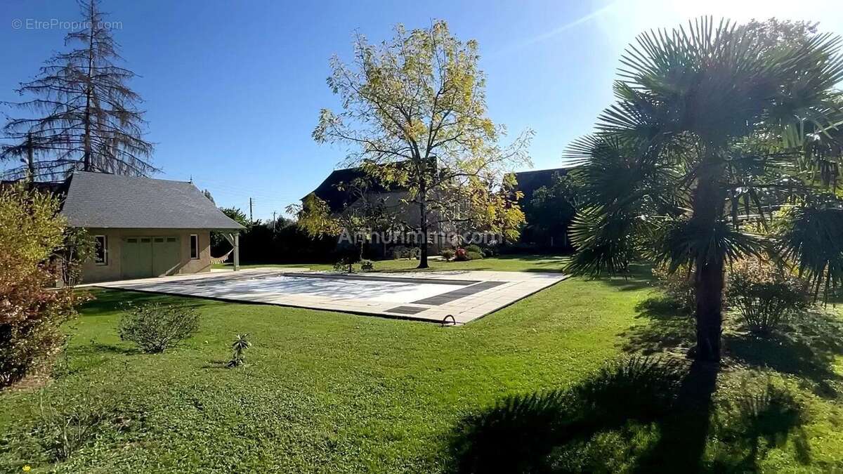 Maison à ARTIGUELOUVE