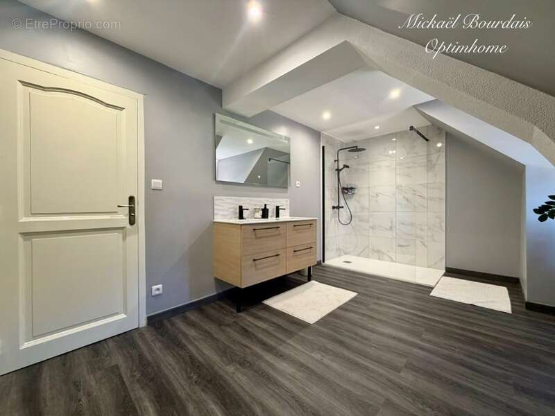 Maison de caractère 230 m2 avec 7 hectares de prairie – Vie de plain-pied – Secteur Oizé - photo 10