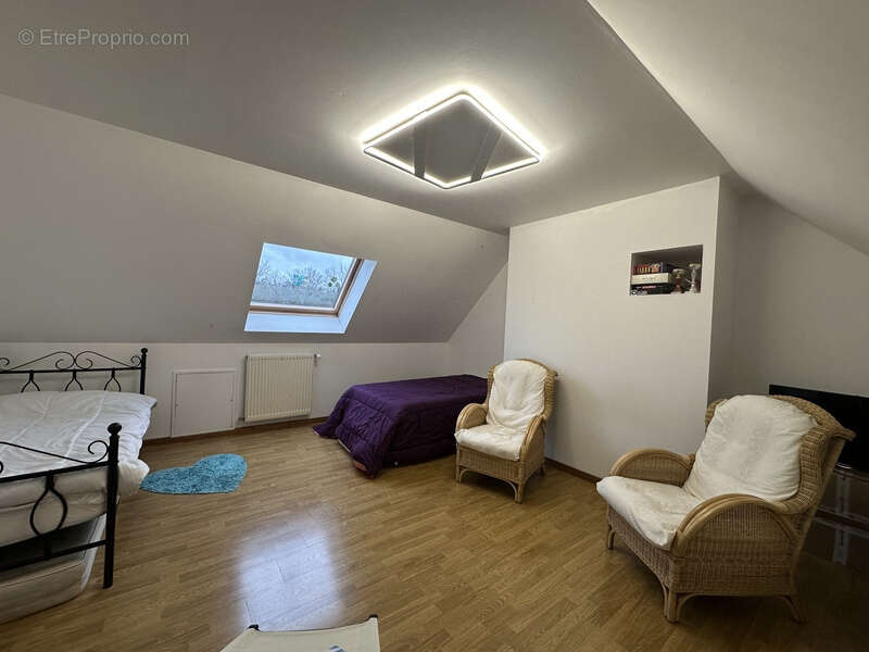 Maison à FRESNOY-LA-RIVIERE