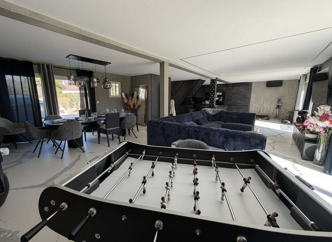 Maison 173 m² à Gisors  - photo 3