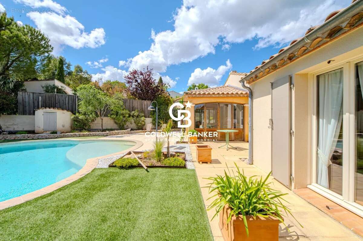 Maison à VAILHAUQUES