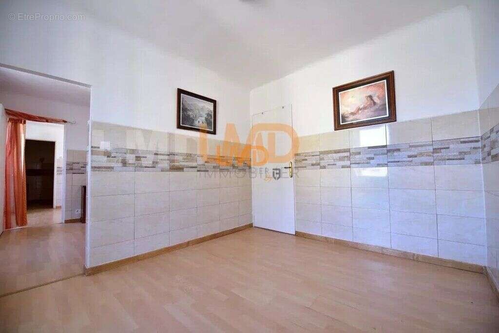 Vente- Local- Chambre d'hôte - photo 6
