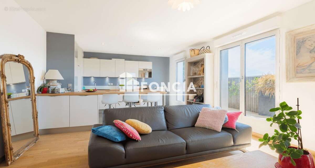 T4 d'exception en toit terrasse, vue panoramique imprenable - photo 5