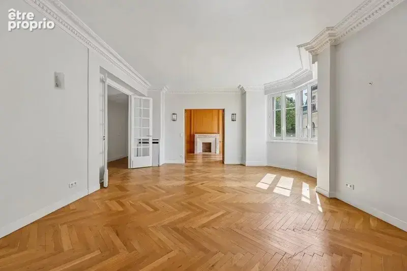 Photo Appartement à Neuilly-Sur-Seine au prix de 1 790 000€