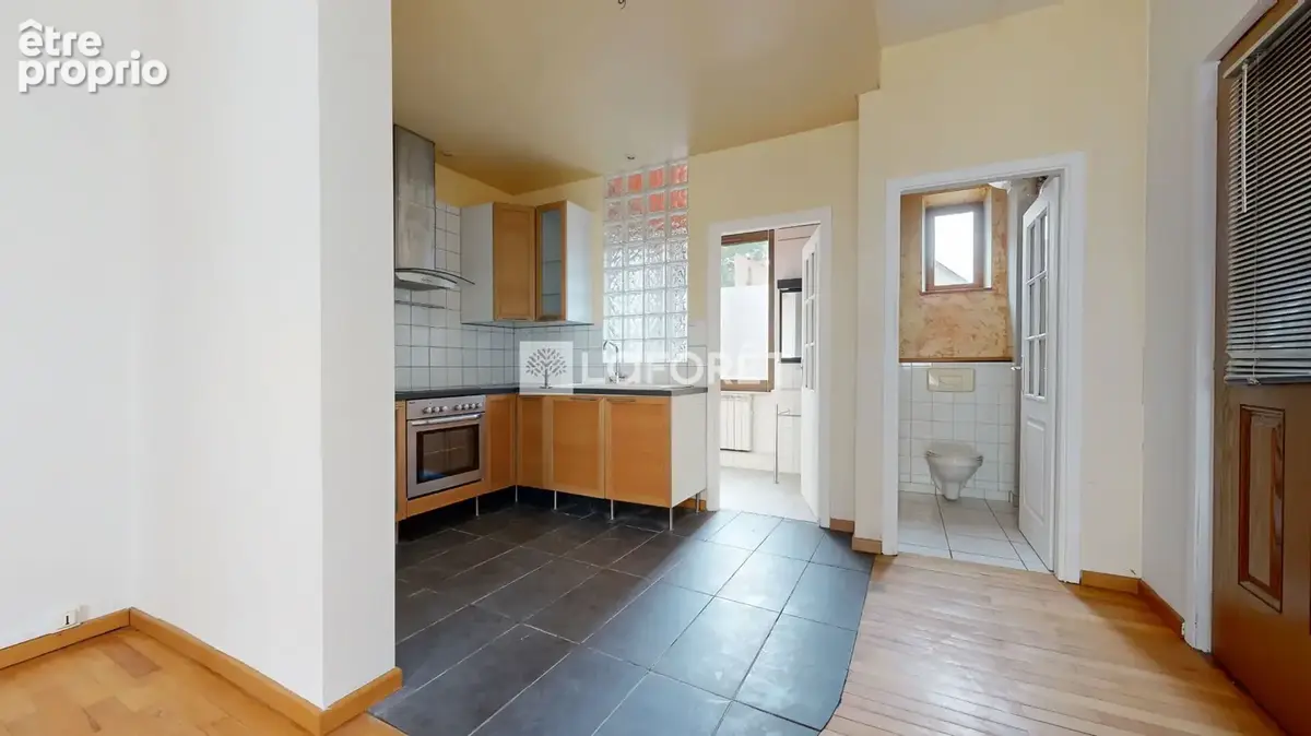 Vieux schiltigheim  2 pièces 46.74m² avec cave  - charme de l'ancien, calme et confort moderne - photo 3