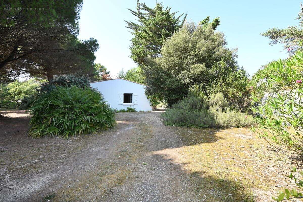 Maison à LES PORTES-EN-RE