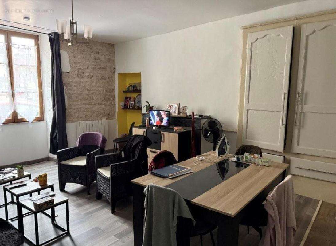 Maison à RUFFEC