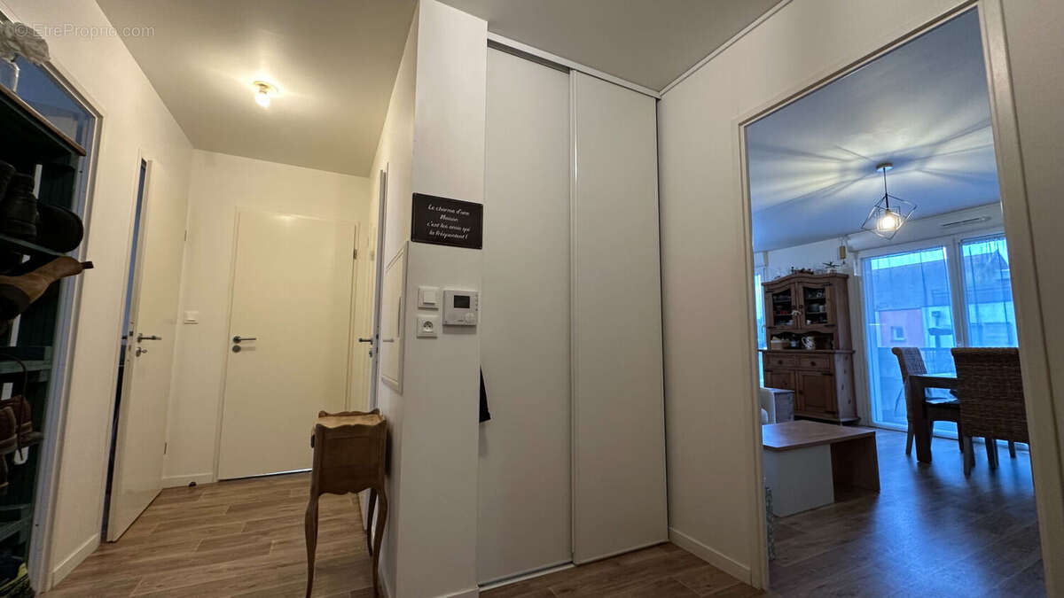 Appartement à JAUX