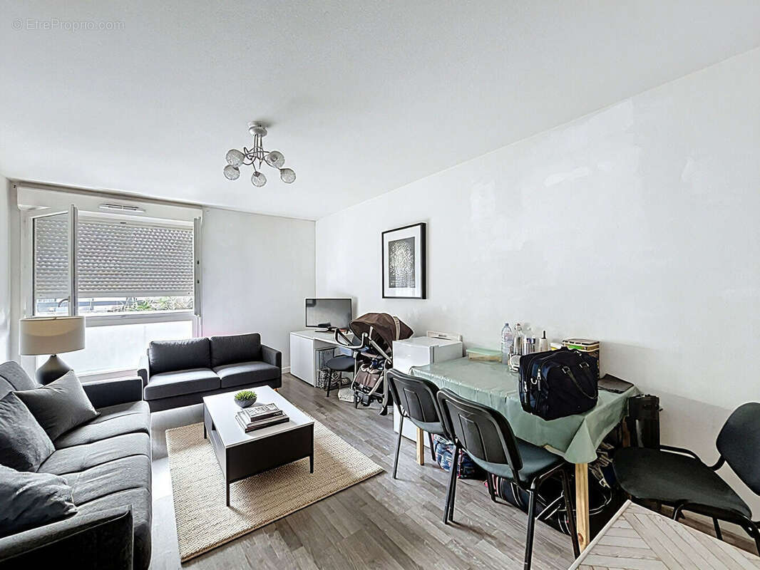 Appartement à MARSEILLE-15E