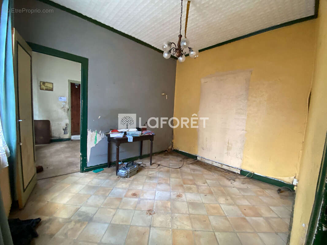 Maison avec dependance et garage Paimpol 6 pièce(s) 235 m2 - photo 3