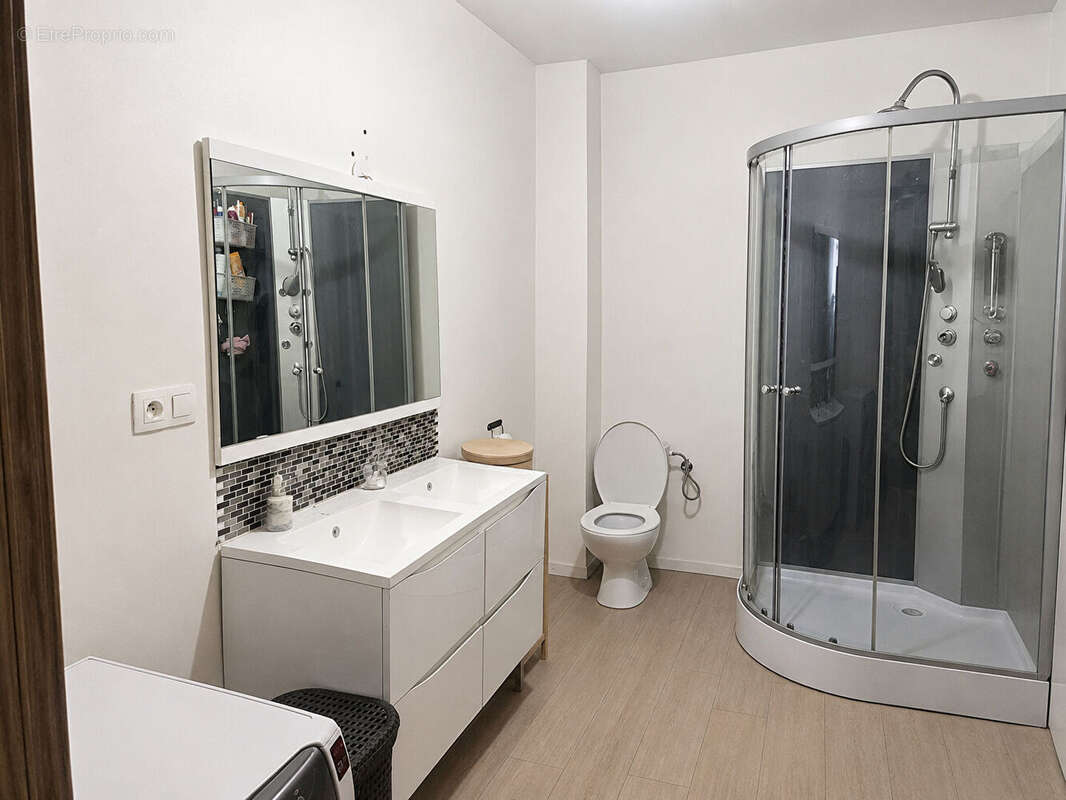 Appartement à CLOUANGE