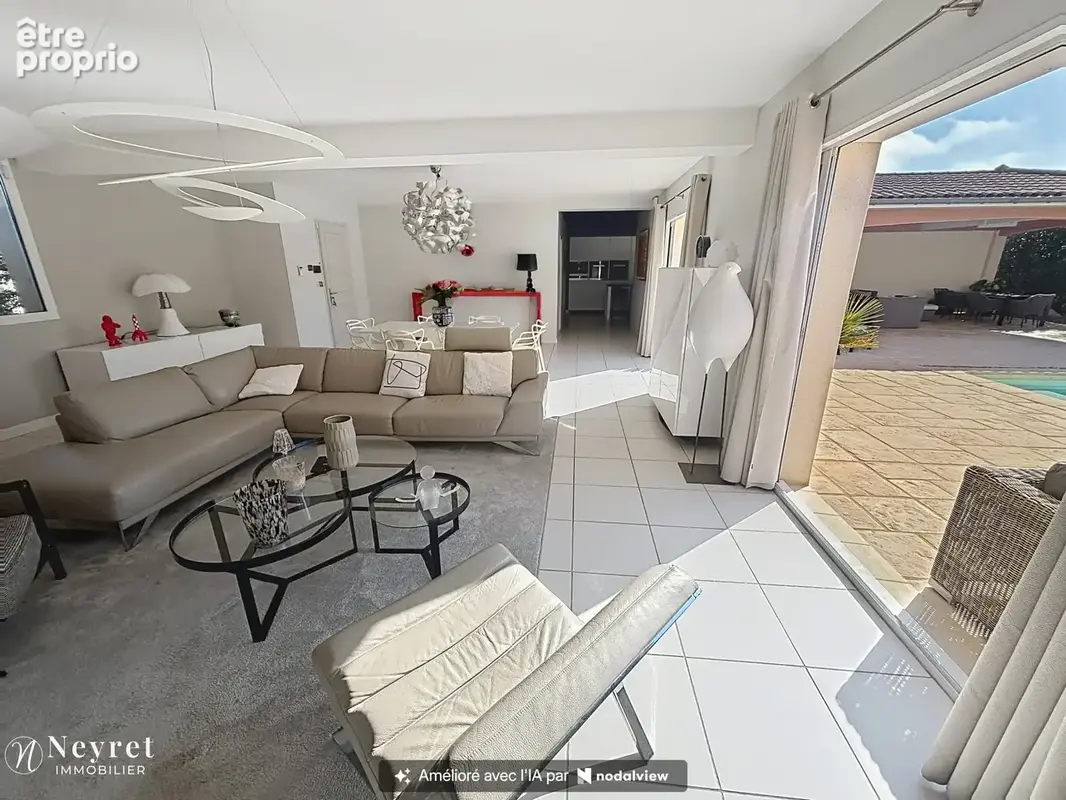 RARE CHARLY   Villa d’exception avec piscine chauffée   220 m2   Terrain 1 031 m2 Lotissement Tabéllio - photo 5