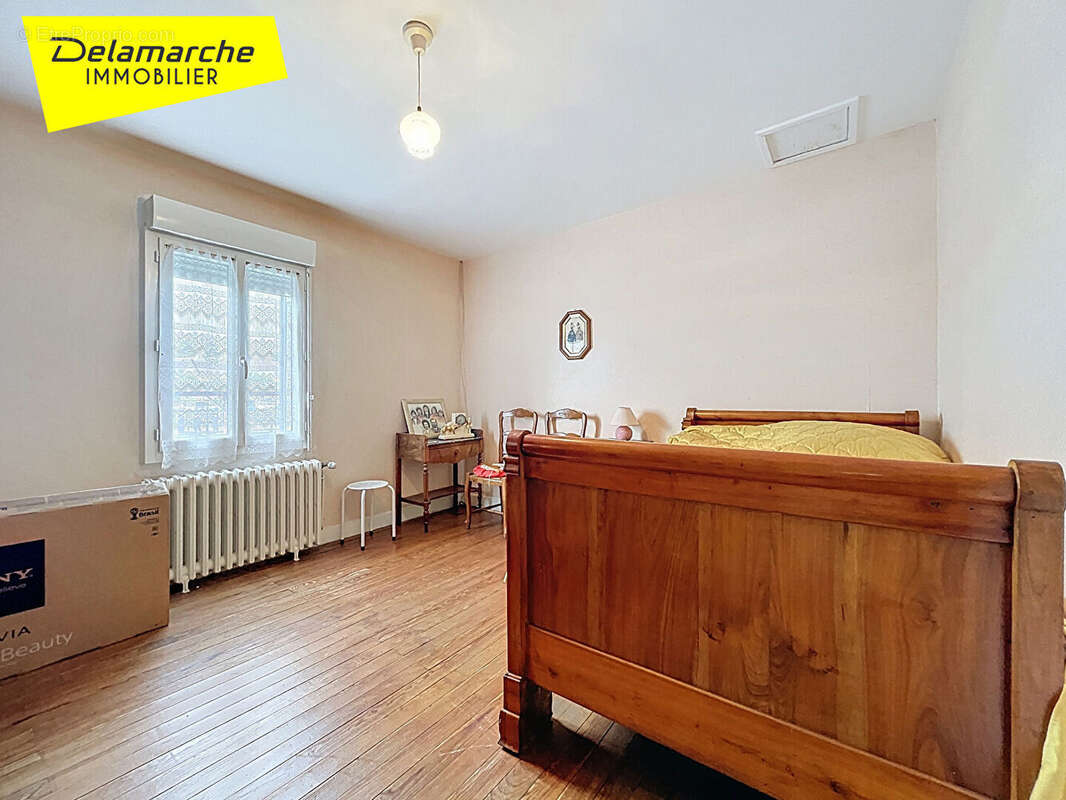 A VENDRE : Maison avec vie de plain-pied possible, proche commodités - photo 13
