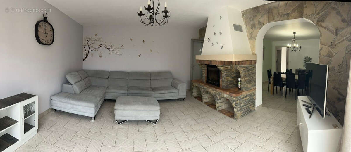 Maison à SIX-FOURS-LES-PLAGES