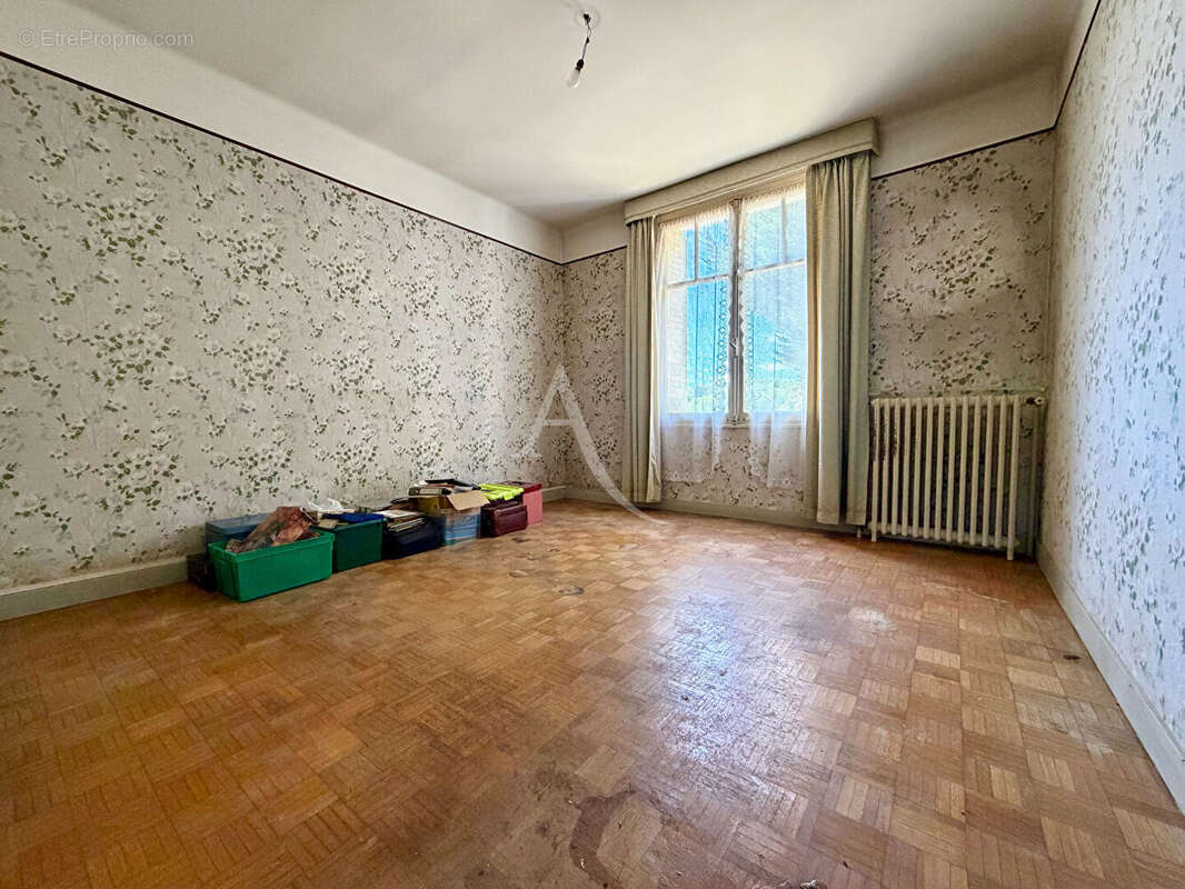 Maison à CONTRES