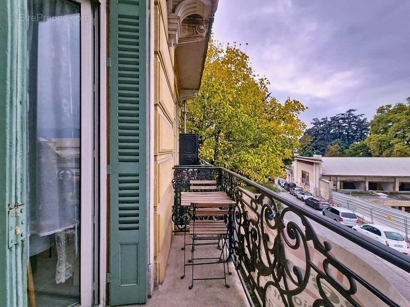 Appartement à AIX-LES-BAINS