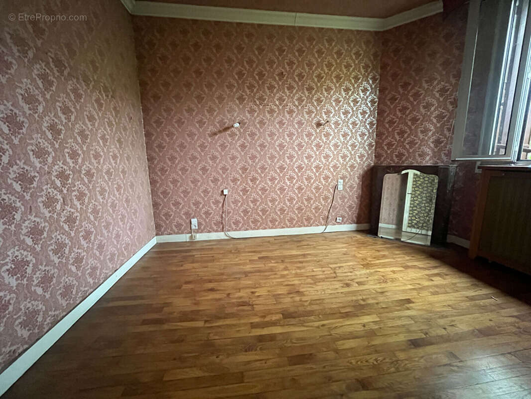 Maison à VIRY-CHATILLON