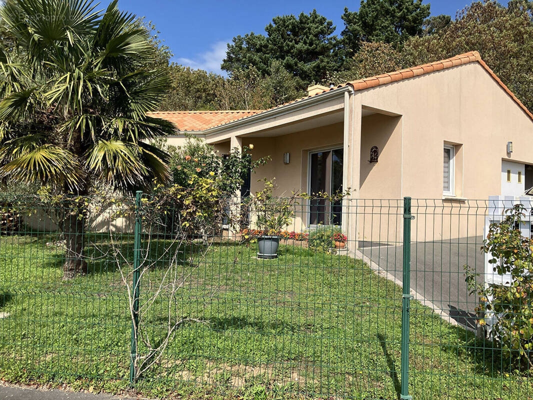 Maison à SAINT-GERVAIS