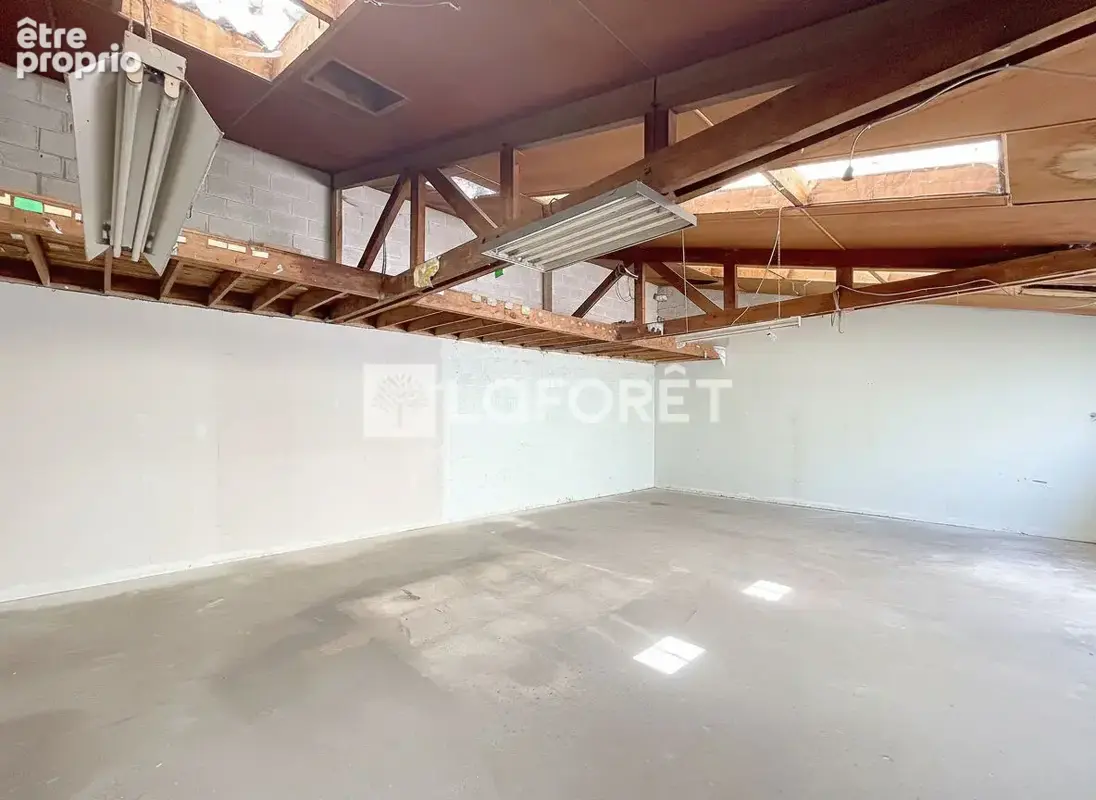 Maison/immeuble Guer 10 pièce(s) 280 m2 - photo 5