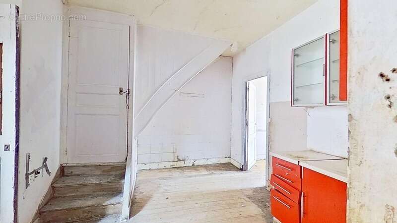 Maison à MONTMIRAIL