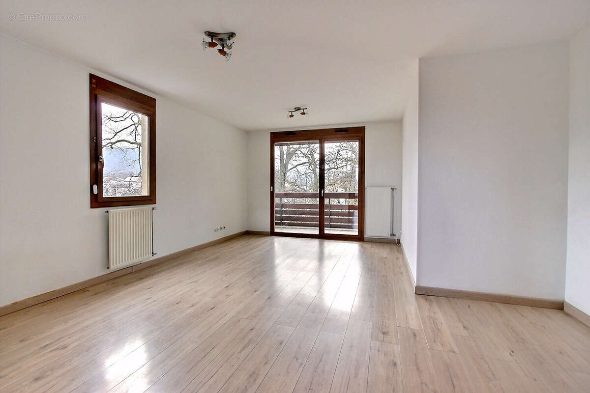 Appartement à QUINTAL