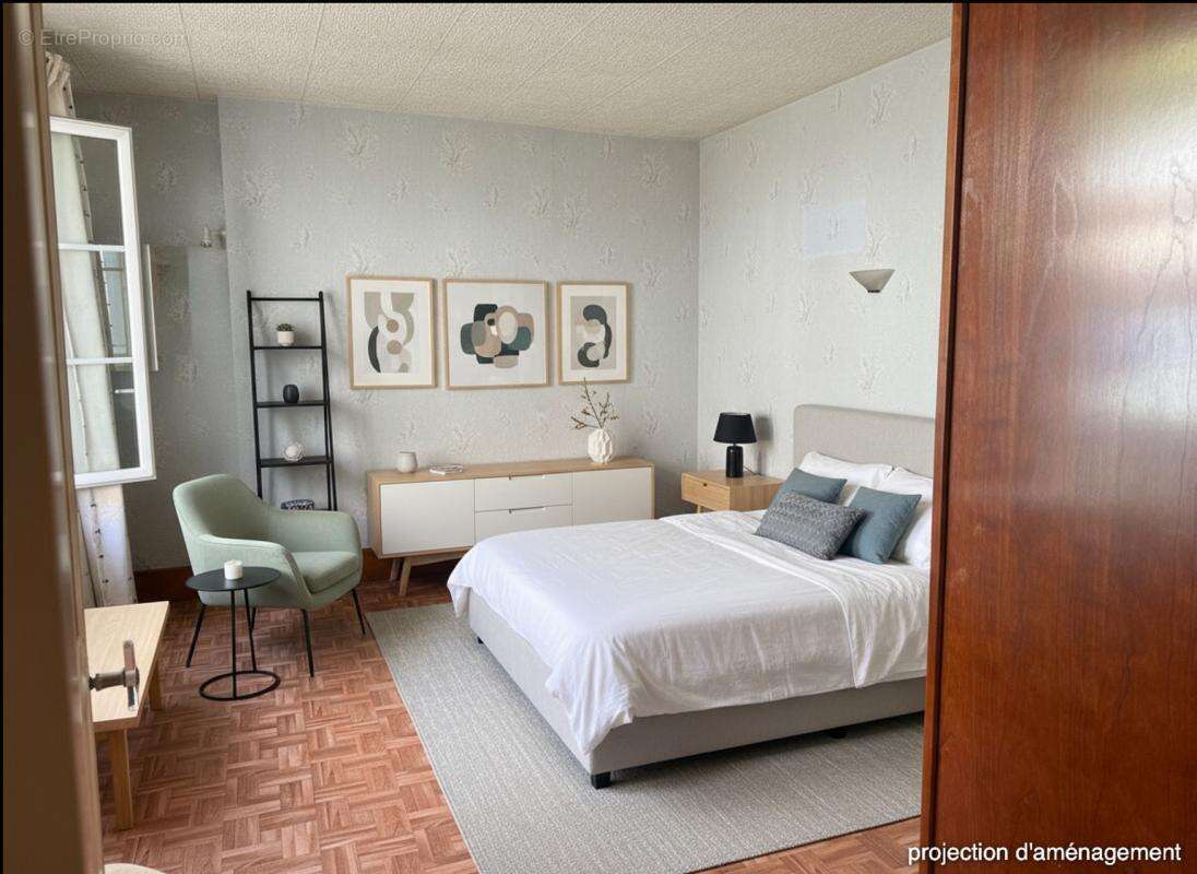 Maison à LA CHARTRE-SUR-LE-LOIR