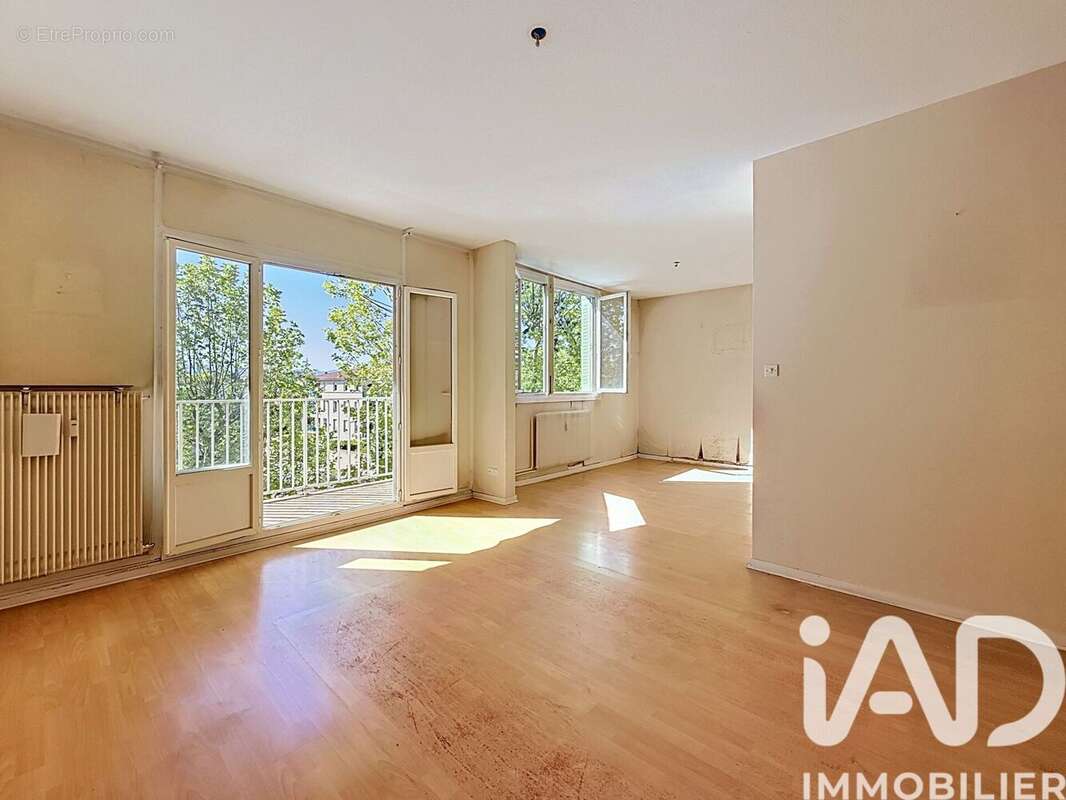 Photo 2 - Appartement à VILLEFRANCHE-SUR-SAONE