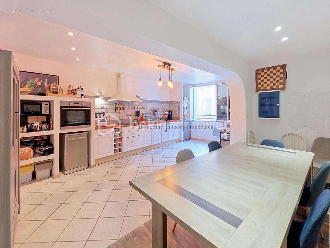 Maison de village pleine de charme – 124 m² – Solliès-Ville - photo 5