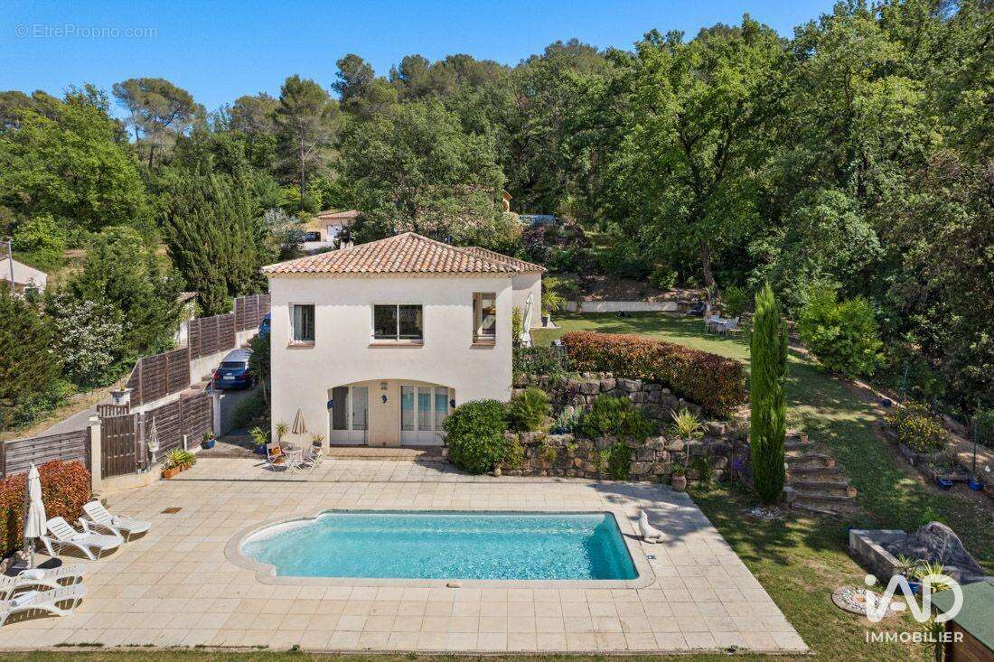 Photo 2 - Maison à MOUGINS