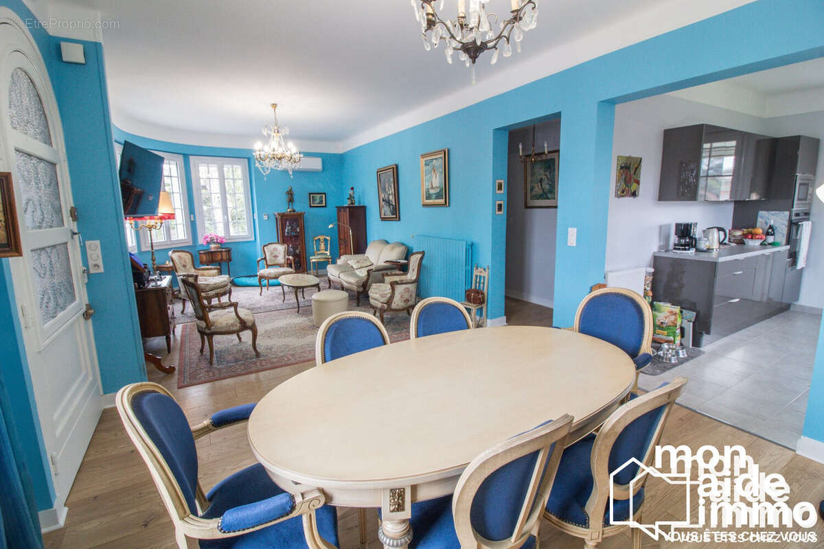 Maison 140 m² à Thiviers  - photo 6