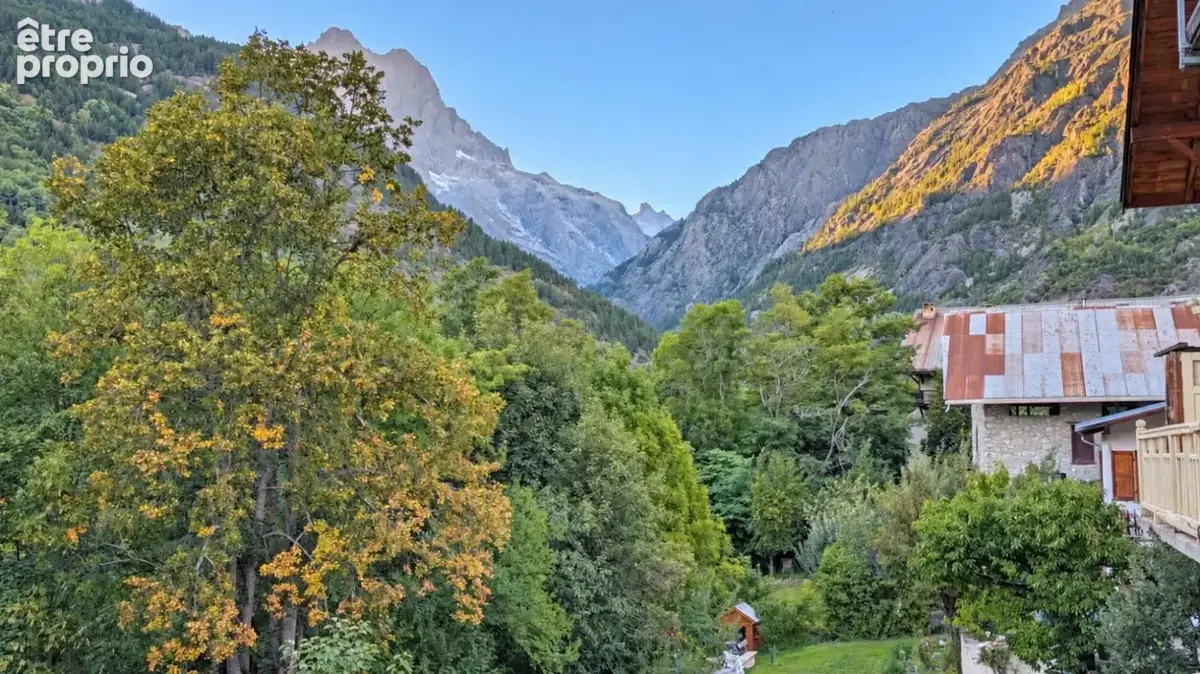 Pelvoux : Vaste plateau T3 à aménager-Vue montagne - photo 2