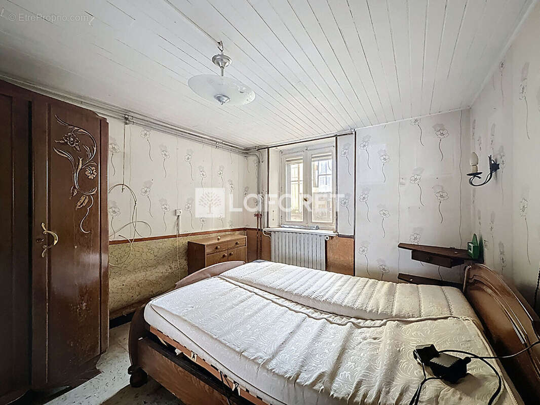 Maison à SAINT-MENGE