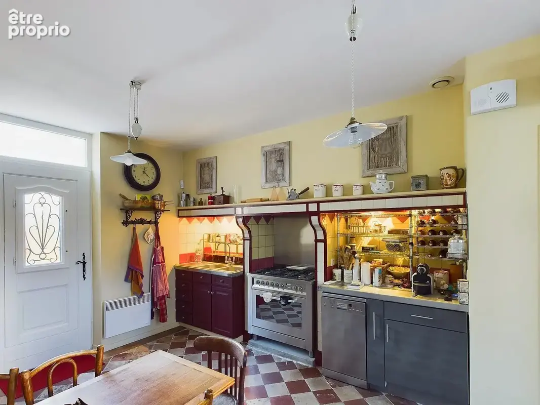 Belle maison de ville offrant 11 chambres - photo 16