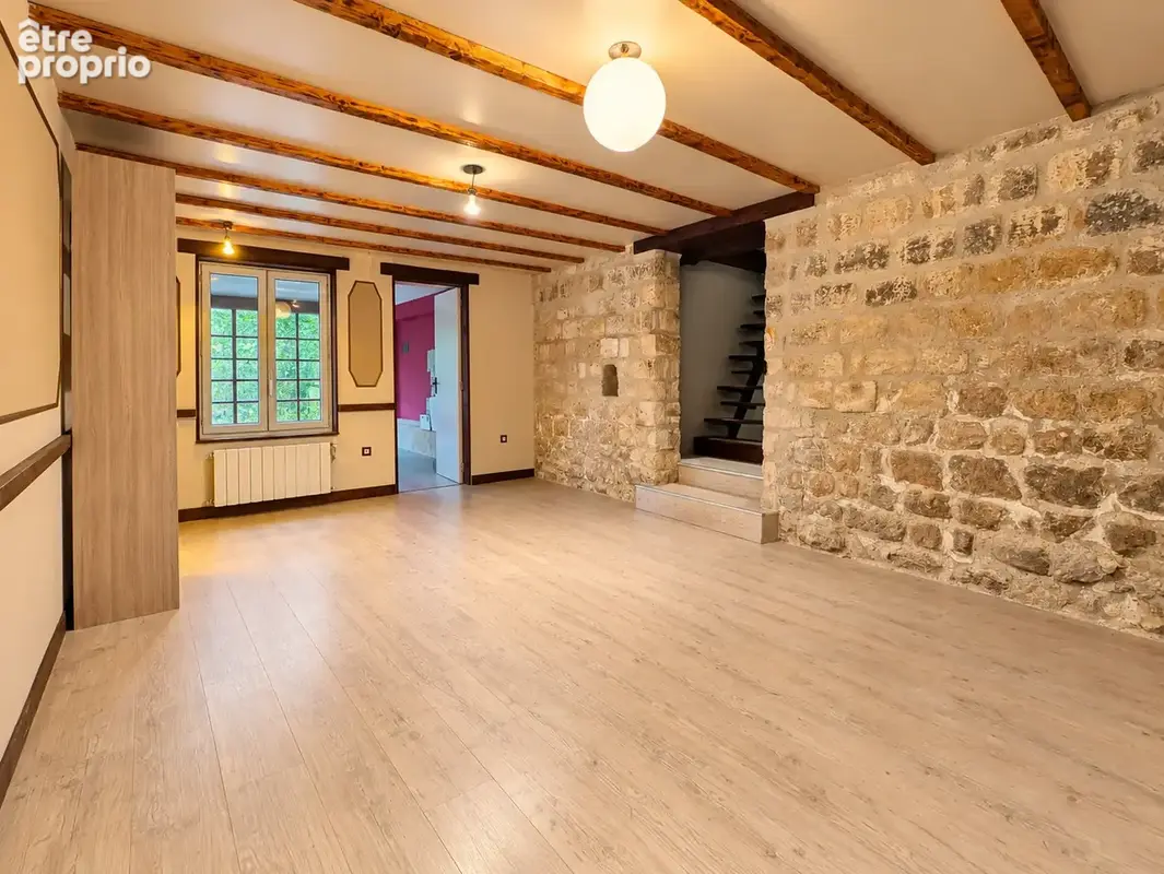 Une maison de charme de 198m2 au coeur de la nature - photo 14