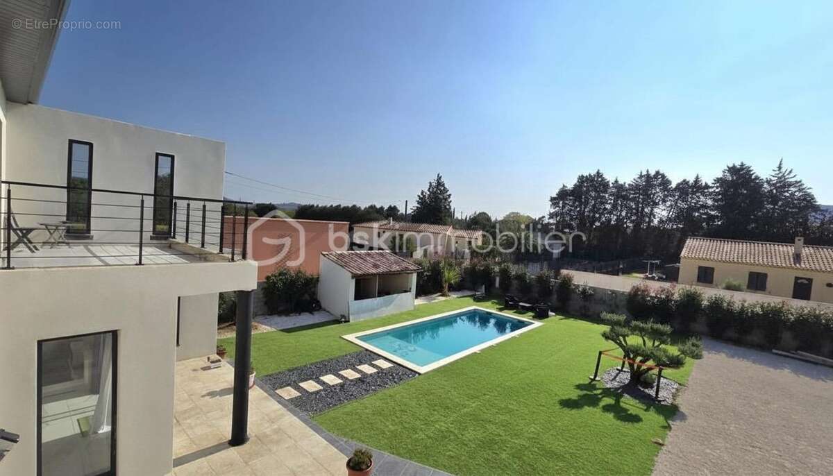 Maison à BAGNOLS-SUR-CEZE