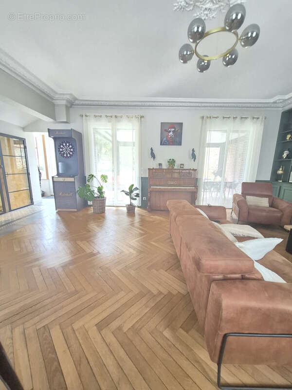 Maison à FORGES-LES-EAUX