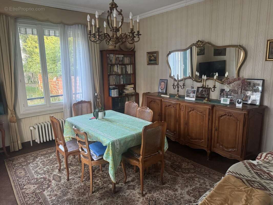 Maison à SARTROUVILLE