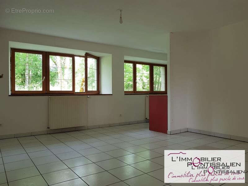 Appartement T6- Résidence 'La Droséra' - photo 3