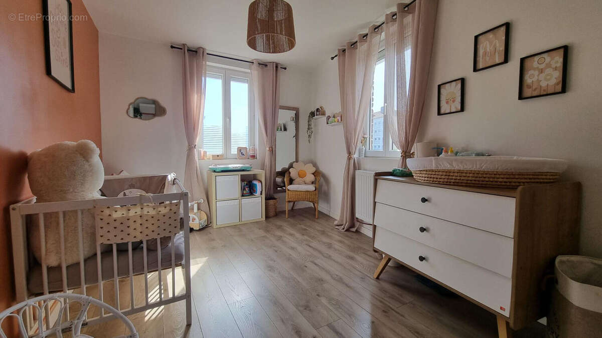 Maison à vendre - Petit Couronne - 95 m² - 3 chambres- jardin - photo 8