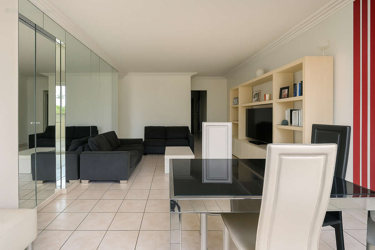 Appartement à PARIS-19E