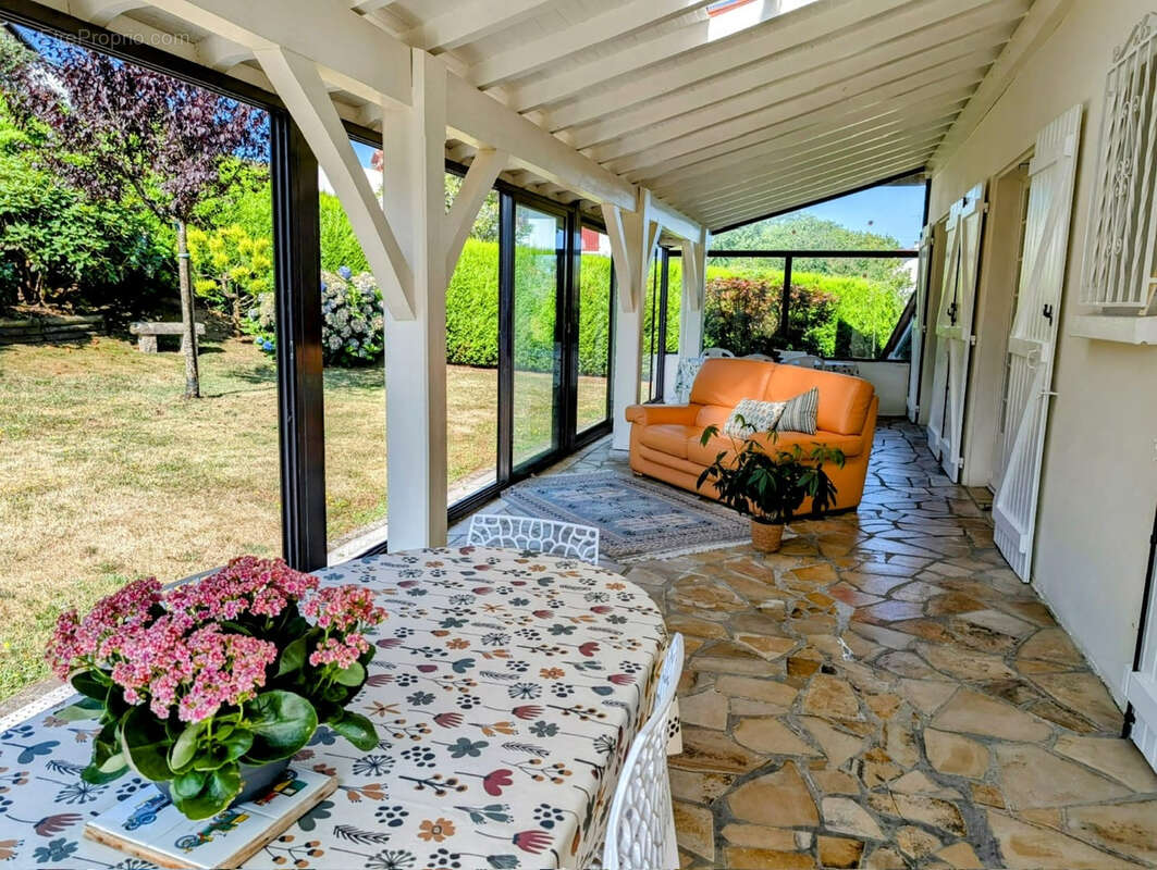 Maison à MOUGUERRE