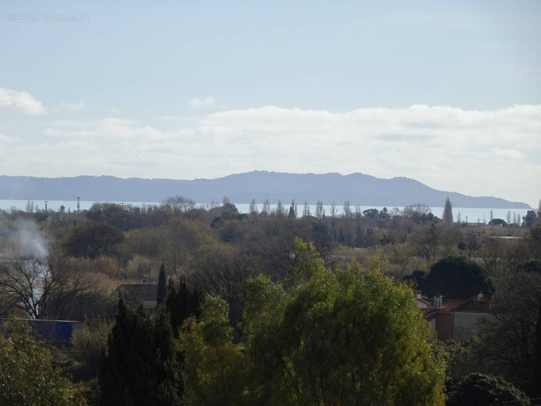 Appartement à HYERES