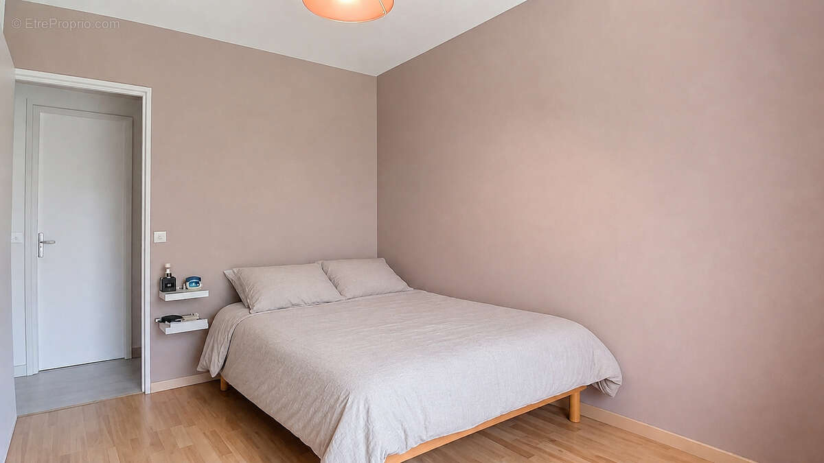 Appartement à LINAS